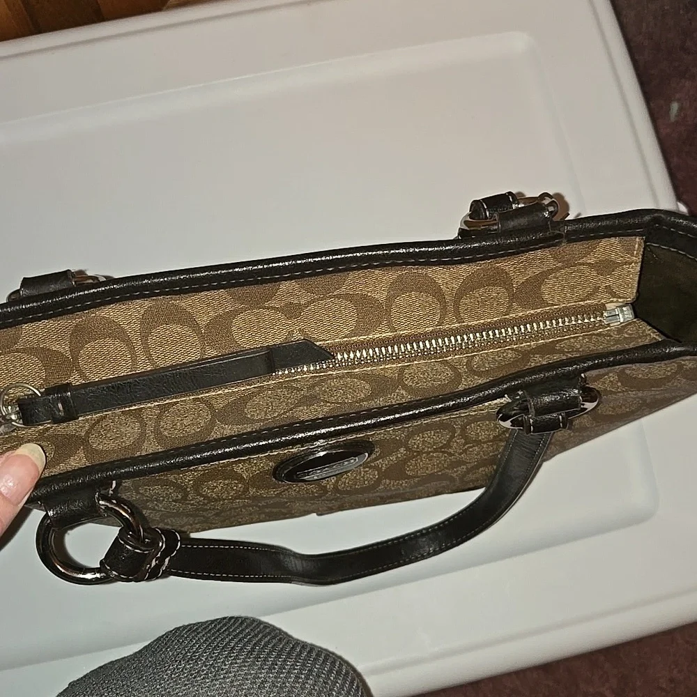 Coach handbag - Picture 10 of 14